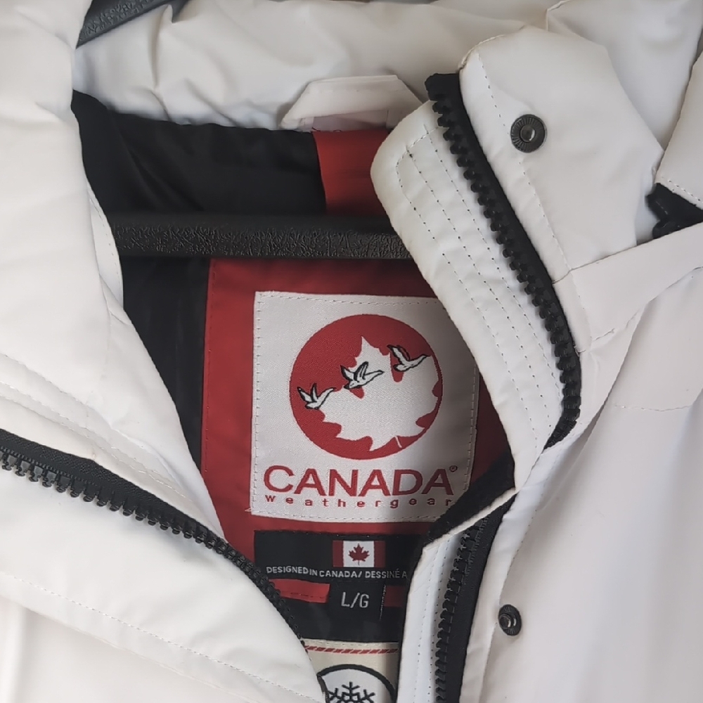Canada Weather Gear Women's White Ski Jacket
